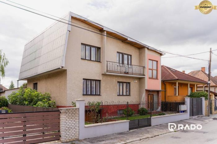 Reality RADO | 7i RD s pozemkom 398m2  | ul. Kpt. Jaroša, Trenčín