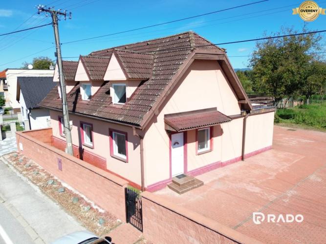 Reality RADO | 6-izbový rodinný dom, pozemok 516m2, garáž 20 m2  | Horňany