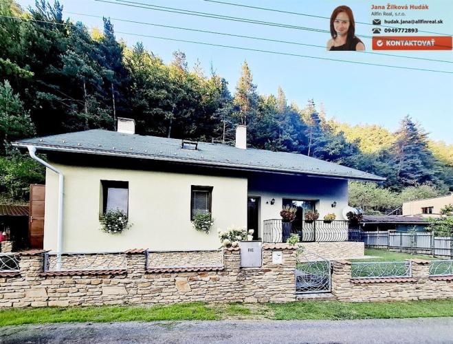 Reality 5-izb., 2-podlažný rod. dom v tichej obci neďaleko Prešova