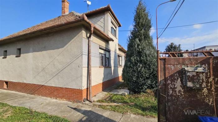 Reality VIVAREAL*   Samostatne stojaci 3 izb. RD s predzahrádkou, garáž, pozemok až 768 m2, štvrť Tuli