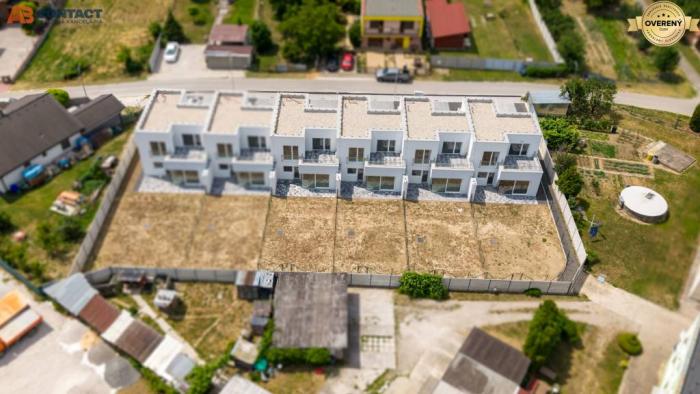 Reality Novostavba v radovej výstavbe v Hornej Strede