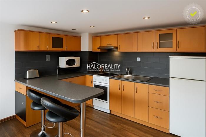 Reality Predaj, rodinný dom Liptovský Hrádok, Dovalovo - EXKLUZÍVNE HALO REALITY