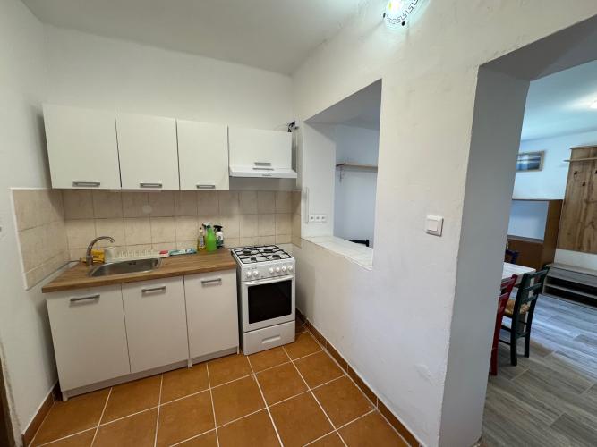 Reality Pallas  PONUKA prenájmu 2-izb. domu s dvorom