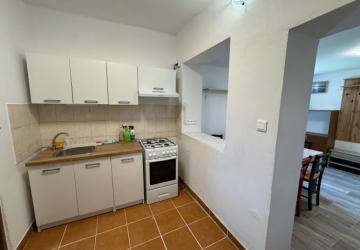 Reality Pallas  PONUKA prenájmu 2-izb. domu s dvorom