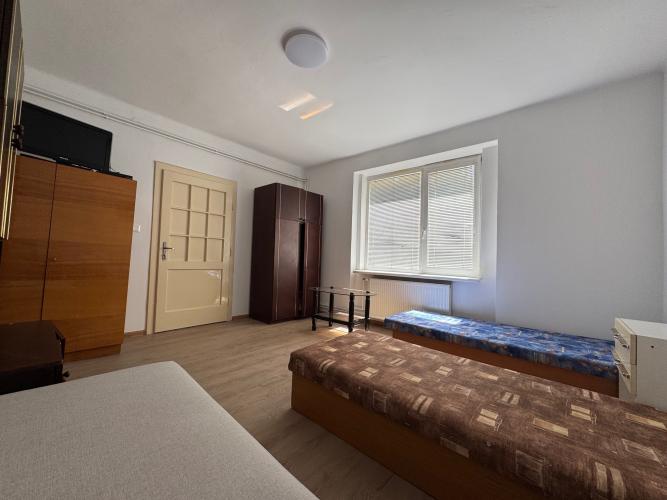 Reality NOVINKA: PONUKA PRENÁJMU DOMU LEN 4 km OD MESTA