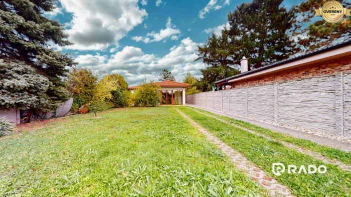 Reality RADO | 4 izb. dom 114 m2 s veľkým pozemkom 1083m2 | Vrakuňa Hrušov