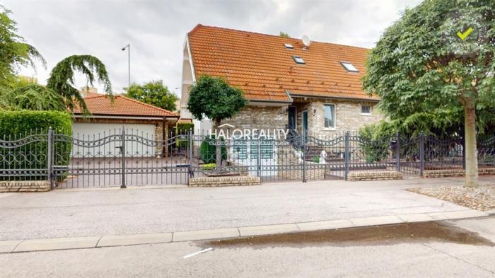 Reality Predaj, rodinný dom Dunajská Streda, centrum - EXKLUZÍVNE HALO REALITY