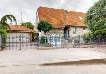 Reality Predaj, rodinný dom Dunajská Streda, centrum - EXKLUZÍVNE HALO REALITY