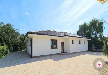 Reality SKOLAUDOVANÁ NOVOSTAVBA RODINNÉHO DOMU, BUNGALOVU-133,5m2, POZEMOK 579