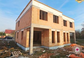 Reality PRIESTRANÝ 4 izbový RD-128 m2 S TEPELNÝM ČERPADLOM, POZEMOK 405 m2