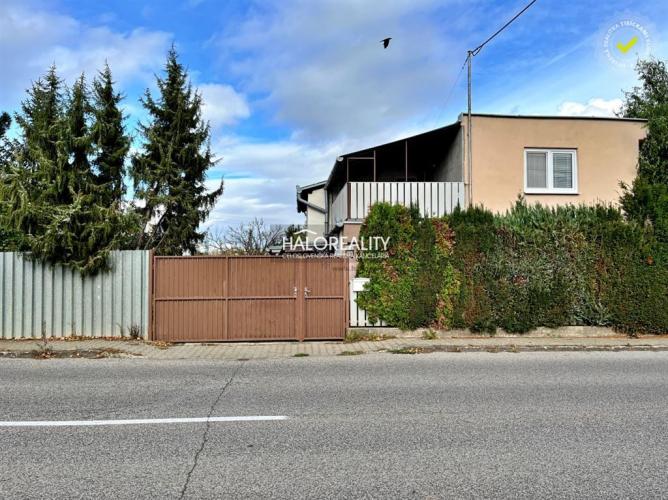 Reality Predaj, rodinný dom Rybník, po čiastočnej rekonštrukcii, s krásnou záhradou, ihneď voľný -