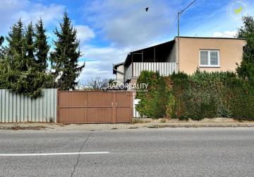 Reality Predaj, rodinný dom Rybník, po čiastočnej rekonštrukcii, s krásnou záhradou, ihneď voľný -