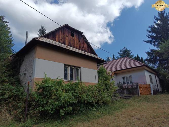 Reality Hospodárska usadlosť s 3,6 hektárovým pozemkom na samote Nová Baňa