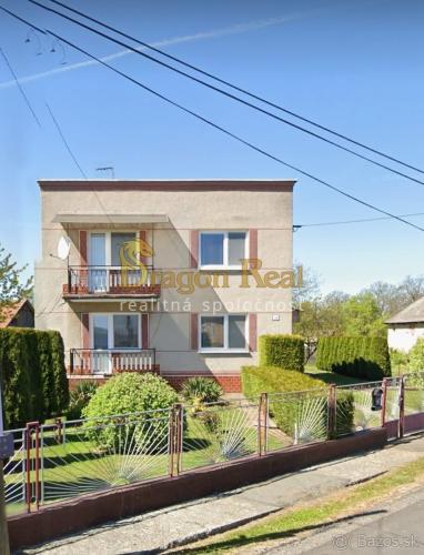 Reality PREDAJ – Poschodový 5 izbový rodinný dom s letnou kuchynkou – ZÁHOR okr. Sobrance