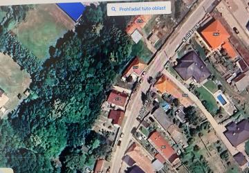 Reality Predám RD postavený 2010 v tichej ulici so šírkou pozemku 41 m možnosť stavať