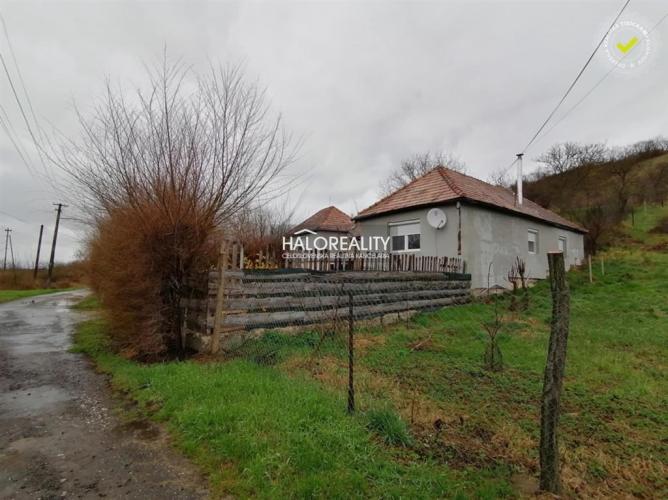 Reality Predaj, rodinný dom Slovenské Ďarmoty, s pozemkom 4850m2 - ZNÍŽENÁ CENA - EXKLUZÍVNE HALO REA