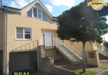 Reality Prenájom rodinného domu na Kolibe - Trinásta ulica.