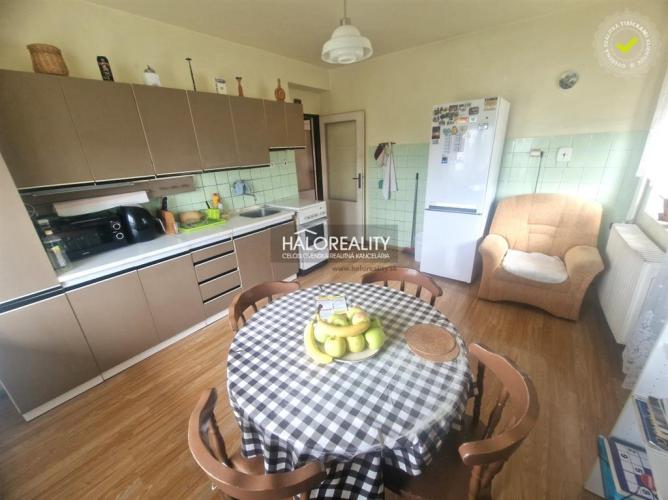 Reality Predaj, rodinný dom Pravenec - ZNÍŽENÁ CENA