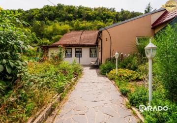 Reality RADO | REZERVOVANÉ! Na predaj rodinný dom, Bzince pod Javorinou