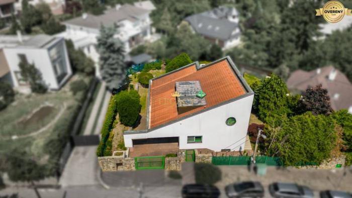 Reality Nadčasová vila na Kolibe – architektonický skvost s príbehom