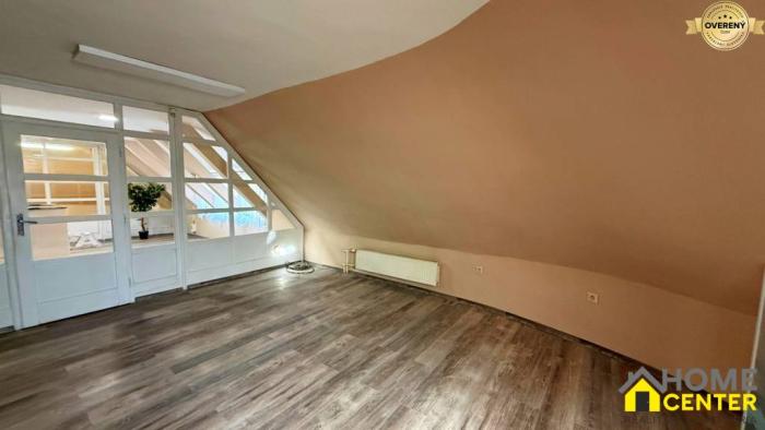 Reality Na predaj unikátna dvojpodlažná budova na podnikanie aj bývanie