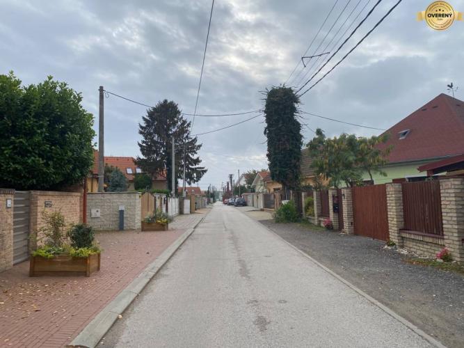 Reality Starší rodinný dom pripravený na rekonštrukciu - Podunajské Biskupice