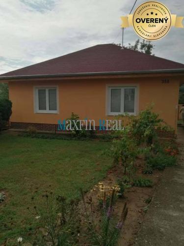 Reality !!!ZNÍŽENÁ CENA !!!!MAXFIN REAL - Na predaj dom v Podhájskej