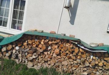 Reality MAXFINREAL predáva dom v Seliciach za 64 000 eur.