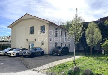 Reality Kancelárie v rodinnom dome 294 m2, 8x parking, skvelá lokalita