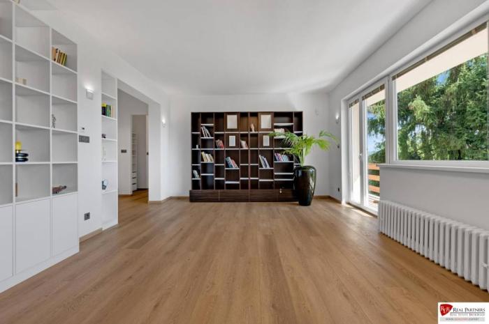 Reality REB.sk,Prenájom moderný dom v blízkosti lesa ,250 m2,Karlova Ves