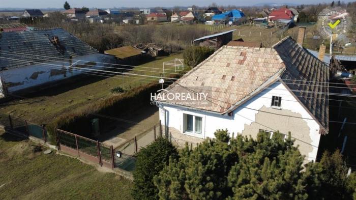 Reality REZERVOVANÉ - Predaj, rodinný dom Veľké Trakany - ZNÍŽENÁ CENA - EXKLUZÍVNE HALO REALITY