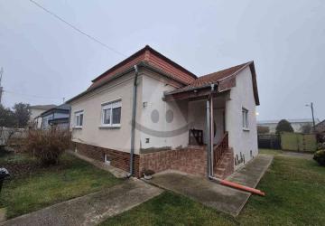 Reality 3-izbový dom dom, Hurbanovo, Sídlisko Vinohrady, Nový Diel