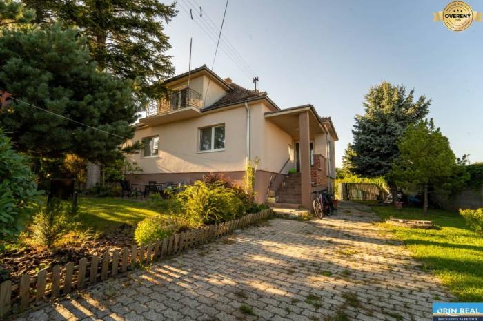 Reality Na predaj rodinný dom s rozľahlým pozemkom 1788m2 MODRA