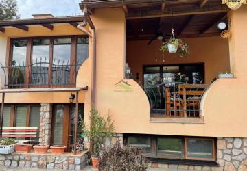 Reality Poschodový rodinný dom v Michalovciach.