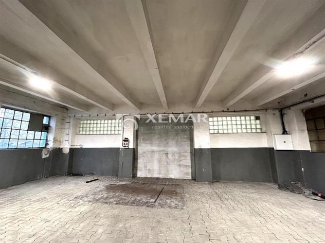 Reality Na prenájom sklad 200m2, Banská Bystrica