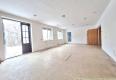Reality Trojpodlažný penzión so samostatným apartmánom blízko lesa a Dunaja v rekreačnej oblasti Kov