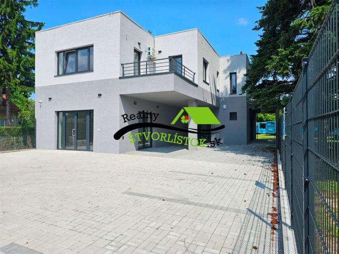 Reality PRENÁJOM OBCHODNÝ / KOMERČNÝ PRIESTOR 50 m2