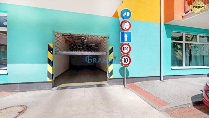Reality Prenájom skladového priestoru 123 m2, prístup autom (24/7), Šustekova