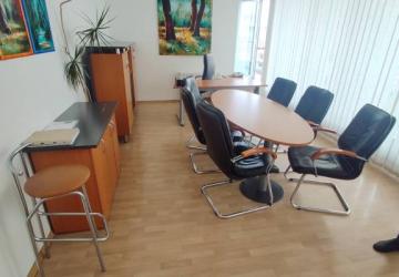 Reality Na prenájom  kancelárske priestory  61,19 m2  Zvolen Centrum