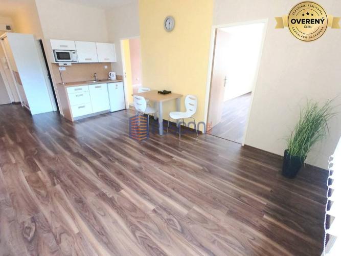 Reality Samostatný administratívny priestor s kompletným zázemím, 81m2, klíma.