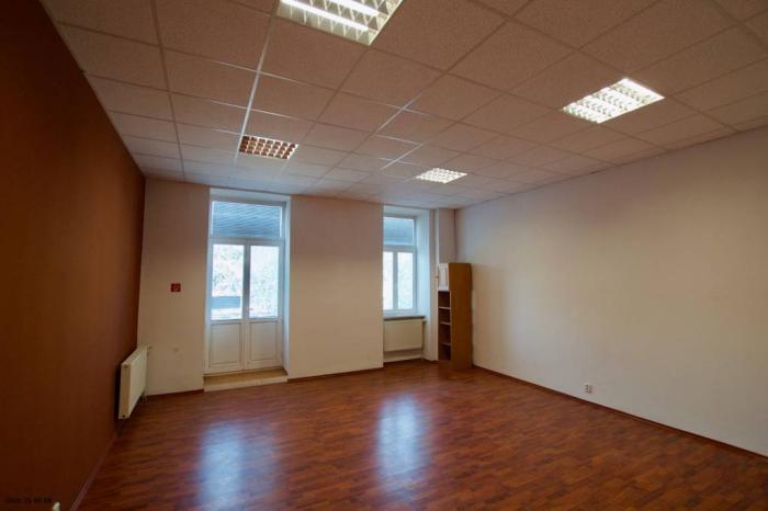 Reality Pekné priestory - 35 m2 s umývadlom - Moyzesova
