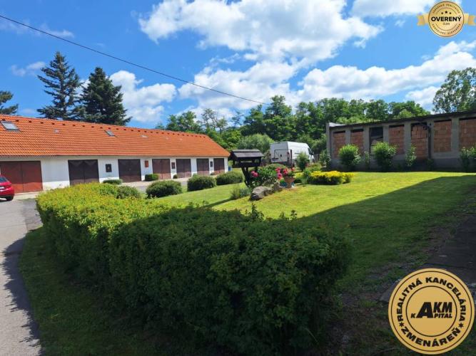 Reality Bývala kotolňa + poschodová garáž na predaj, Dobrá Niva