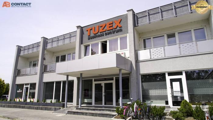 Reality Voľná kancelária v TUZEXE - 39,2 m² + loggia