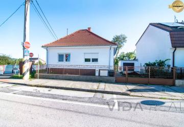 Reality Rodinný dom na prenájom v Pezinku