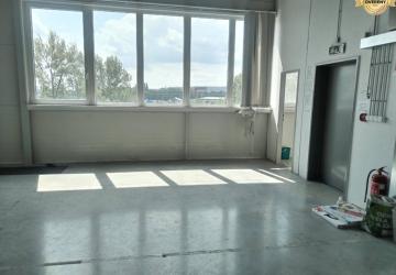 Reality Skladové priestory s plochou 385 m2 na prenájom.