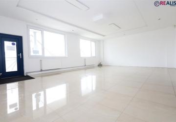 Reality REALISS - Prenájom komerčných priestorov – Dolné Ozorovce. Bánovce nad Bebravou