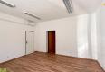 Reality Prenájom kancelárií v Ružinove pri trhovisku, Koceľova ul., 42m2