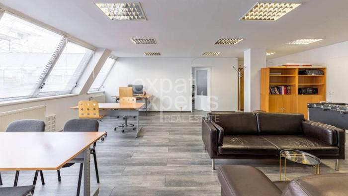 Reality Kancelárske priestory, 2x kancelária 89m2, s A/C oproti poliklinike