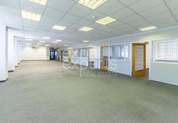 Reality Skvelé administratívne priestory 310m2, parkovanie INCHEBA TOWER