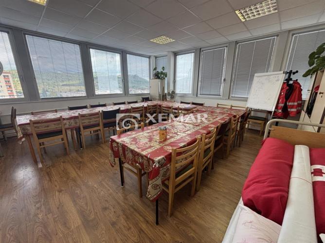 Reality Predaj obchodný priestor v Žiari nad Hronom